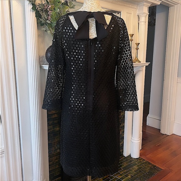 LILLY PULITZER Aaliyah Putting On The Glitz Black Sequin Cocktail Dress Size 8 - Picture 10 of 14